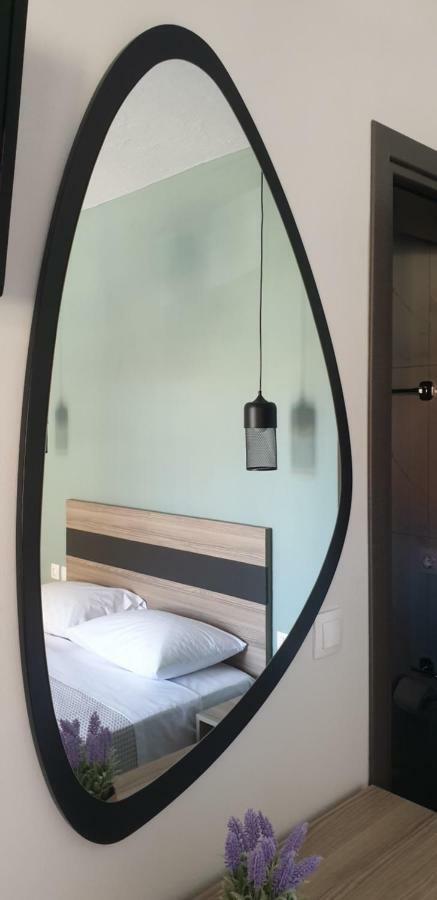 Apartmán Chriselia 2 Nea Roda Exteriér fotografie